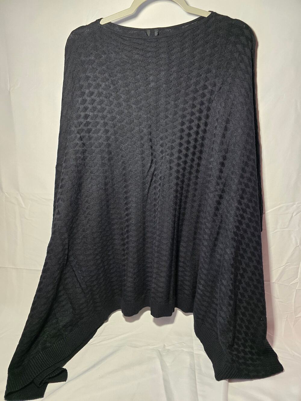 Lululemon Divinity Poncho Scarf Woven Black One Size Excellent OS B6